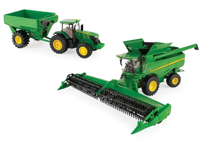 Ertl John Deere 1 32 Combine and Tractor Harvesting Playset