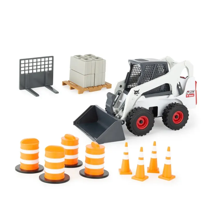 Ertl 1 16 Bobcat Big Farm Skid Steer Set with Barrels and Cones Toy