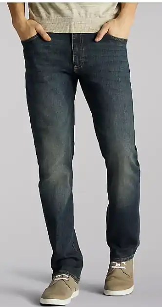 Lee Men‘s Extreme Motion Straight Fit Tapered Leg Jeans - Maverick