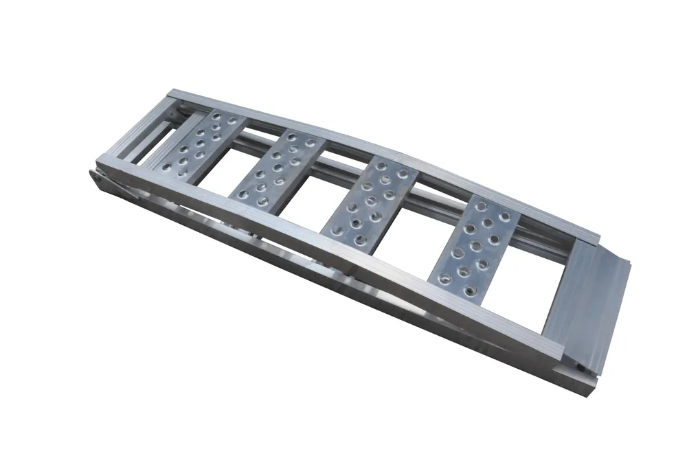 CargoMaster 90" x 11" Arched Aluminum Loading Ramp - Aluminum - 750 lb