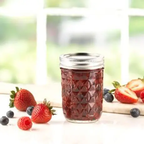 Ball 8oz Quilted Crystal Regular Jelly Canning Jar 12-Count