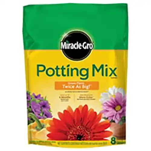 Miracle-Gro Potting Mix 8Qt