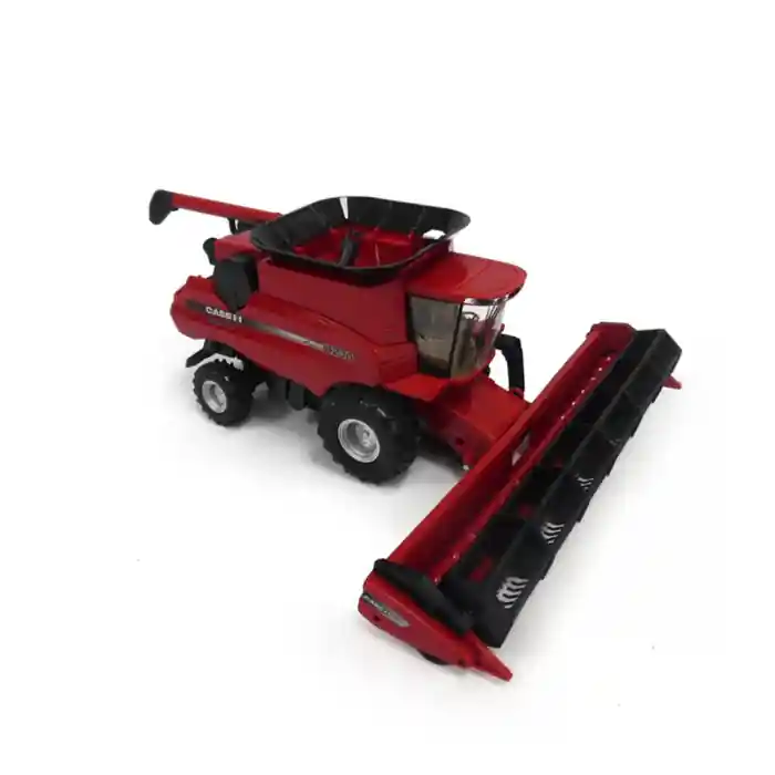Ertl Case IH 1 32 Scale 8230 Combine with Grain Head 46629