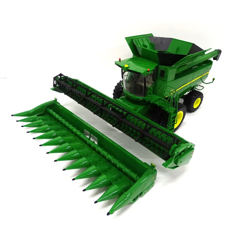 Ertl Big Farm 1 16 John Deere S690 Combine with Cornhead & Draper Head - 47101