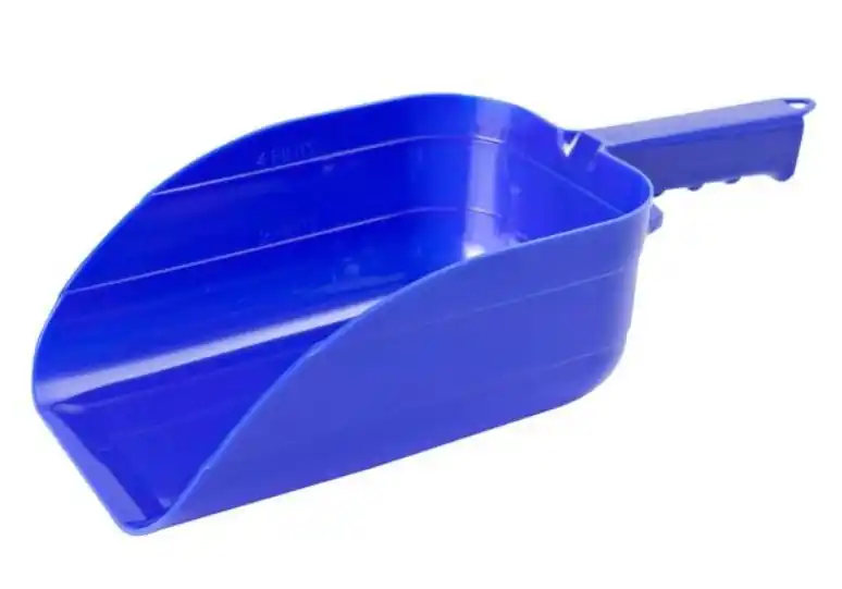 Little Giant 5 Pint Feed Scoop - Blue