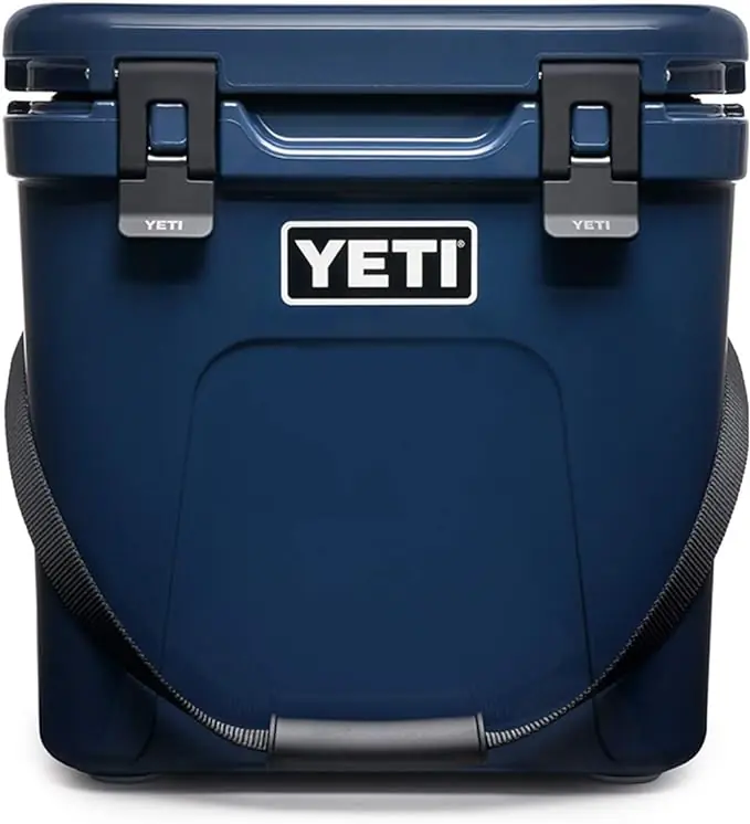 YETI Roadie 24 Cooler - Navy