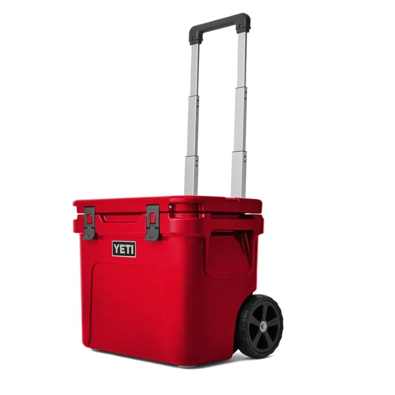YETI Roadie 32 Wheeled Cooler - Rescue Red