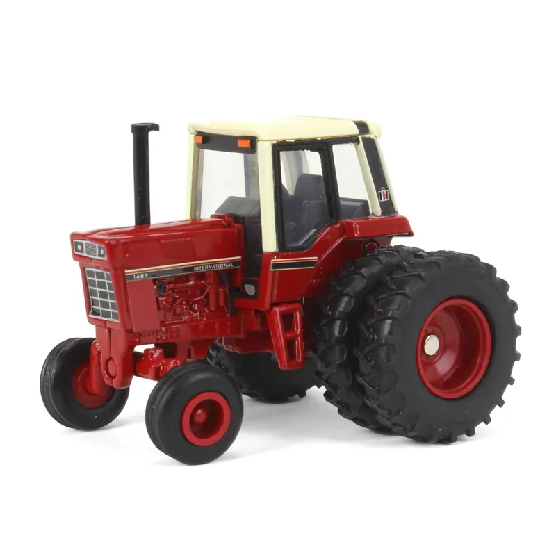 ERTL 1/64 International Harvester 1486 Tri-Stripe Wide Front with Rear Duals