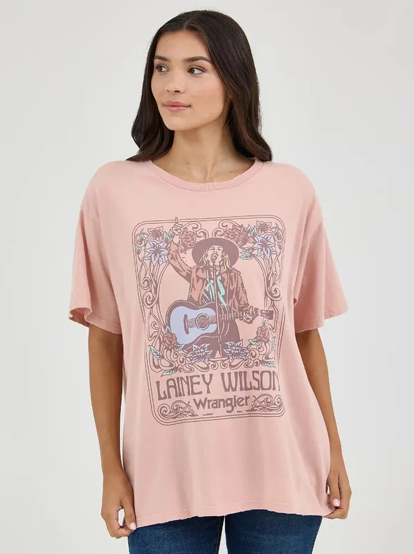 Wrangler Women‘s Lainey Wilson Oversized Band Tee - Misty Rose