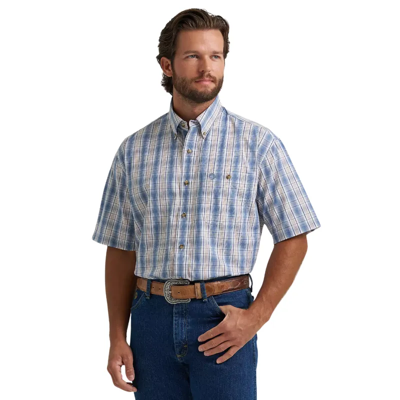Wrangler® Men‘s S26 George Strait™ Short Sleeve One Pocket Button Down Shirt