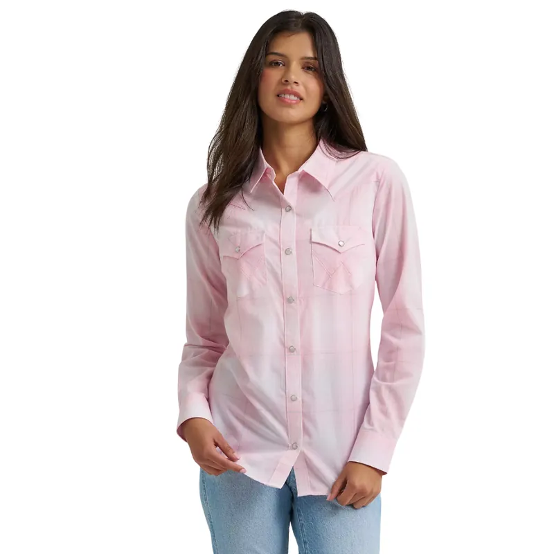 Wrangler Women‘s S26 Essential Long Sleeve Plaid Western Snap Top Baby Pink