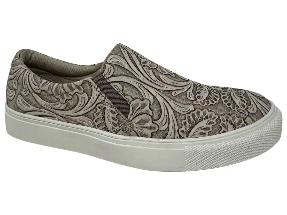Very G Women‘s Nova Slip-On Sneakers