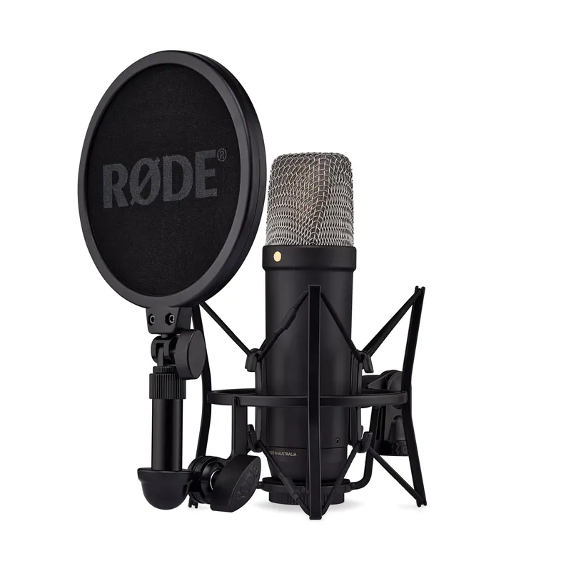 NT1 5th Generation Large-diaphragm Studio Condenser Microphone with XLR and USB Outputs, Shock Mount and Pop Filter for Music Production, Vocal Recording and Podcasting (Black)