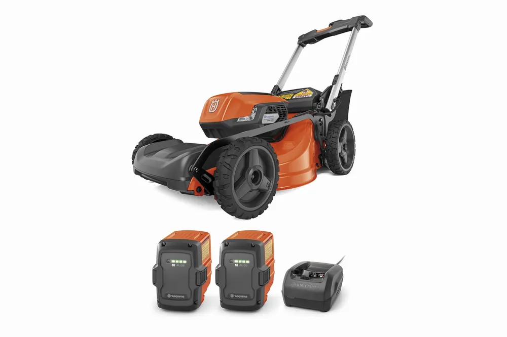 Husqvarna Lawn Xpert LE-322R Battery Powered Self Propelled Lawn Mower with Brushless Motor