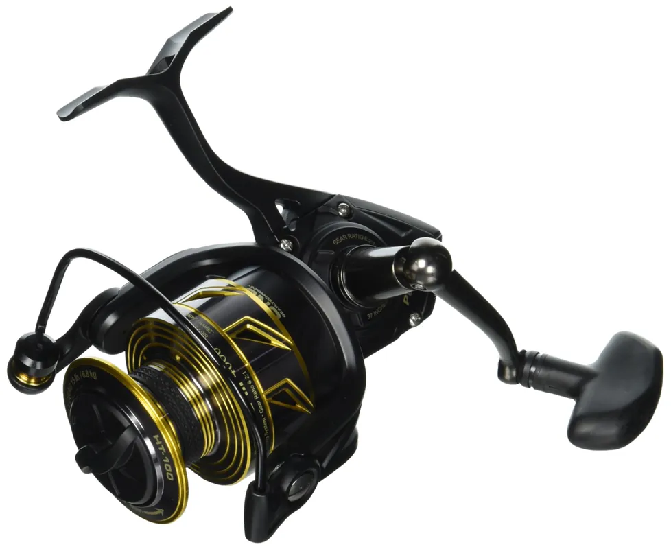 PENN Battle III Spinning Inshore Fishing Reel, HT-100 Front Drag, max of 15lb 6.8kg, Made with Sturdy All-Aluminum Composition for Durability,Black/Gold