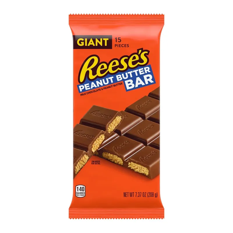 Hershey‘s Reese‘s Milk Chocolate Filled With Reese‘s PB Giant Bar 7.37oz