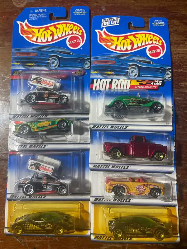 Hot Wheels VINTAGE (1990‘s)- Individual Assorted