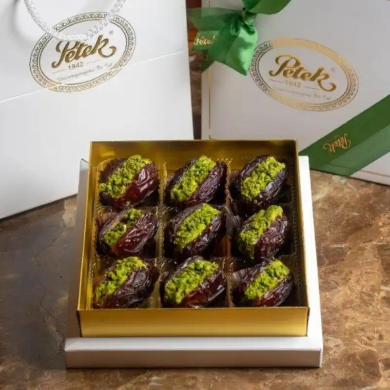 Petek 1942 Pistachio Cream and Kadayif Filled Dates 350g (12.35 oz)