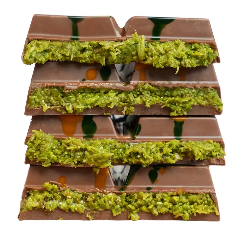 Çotanak Dubai Chocolate Bar Chocolate with Pistachio Cream & Roasted Kataifi 180g (6.35 oz)