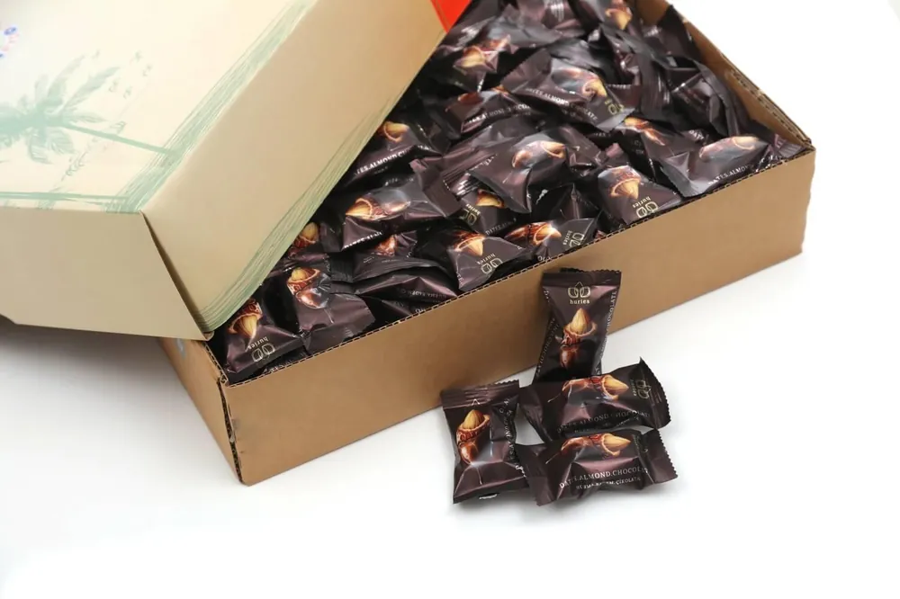 Milk Chocolate Covered Dates with Almonds 500g (17.64 oz)