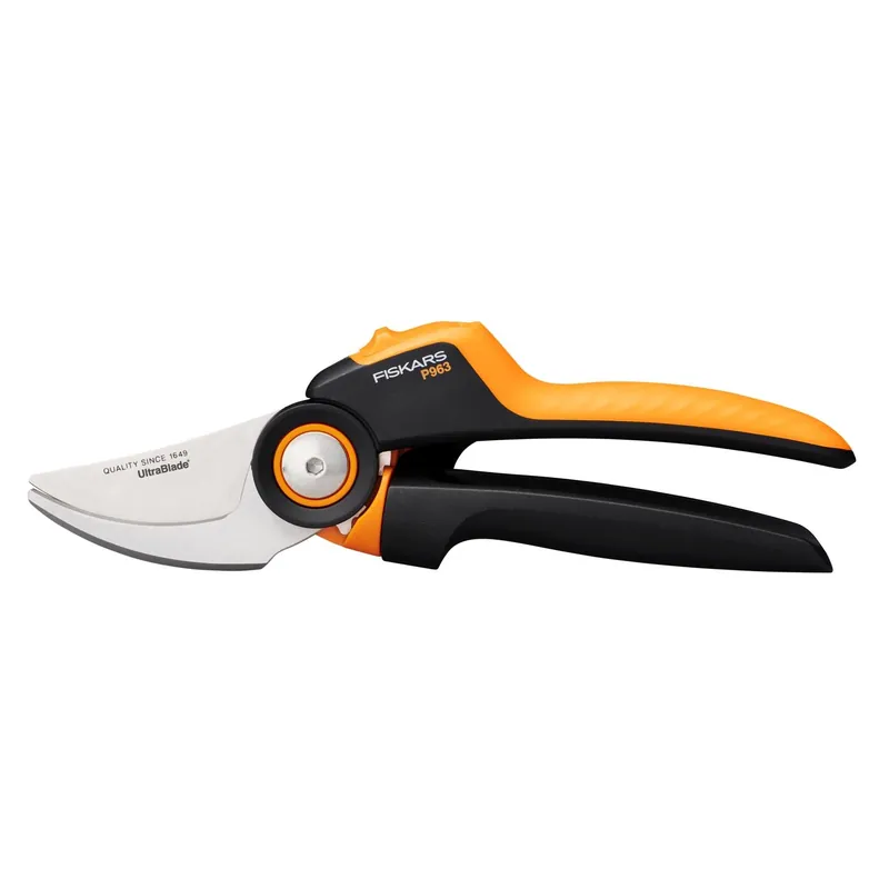 Powergear P963 Steel Bypass Pruners With Ergonomic Design And Maximum Cutting Power