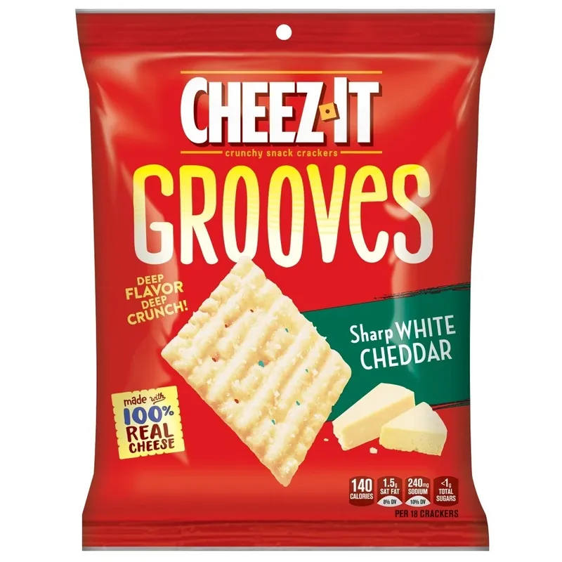 Grooves Sharp White Cheddar Crackers 3.25oz - Crunchy Snack