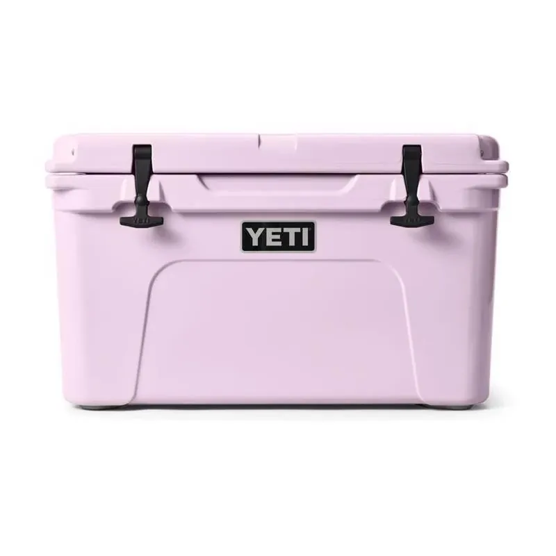 Tundra 45 Hard Cooler – 34‑quart Cherry Blossom, Premium Ice Retention