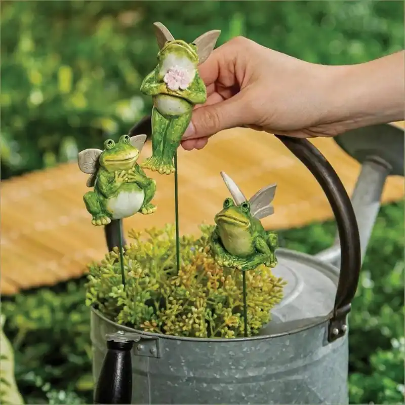 Winged Frog Garden Plant Pick – 12‑in h Decorative Metal & Ceramic Accent