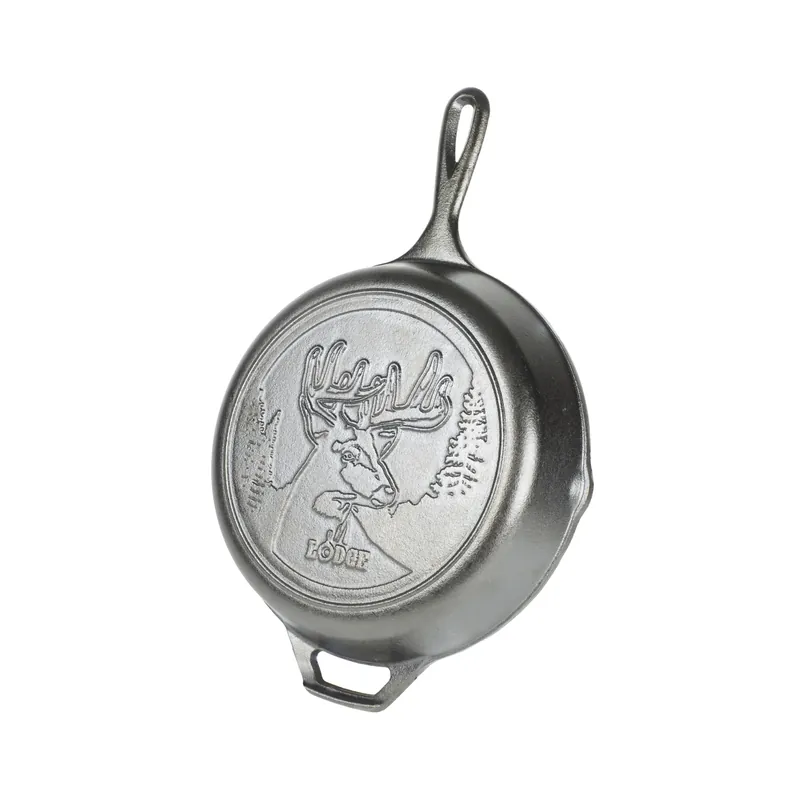 Wildlife Series Whitetail Buck Cast Iron Skillet 10-1/4 In. Black