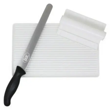 Jerky Board And Knife Kit For Perfect Jerky Preparation