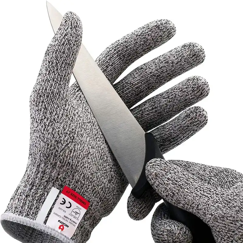Medium Cut Resistant Gloves With Complimentary Ebook - Ambidextrous, Food Grade, Level 5 Protection