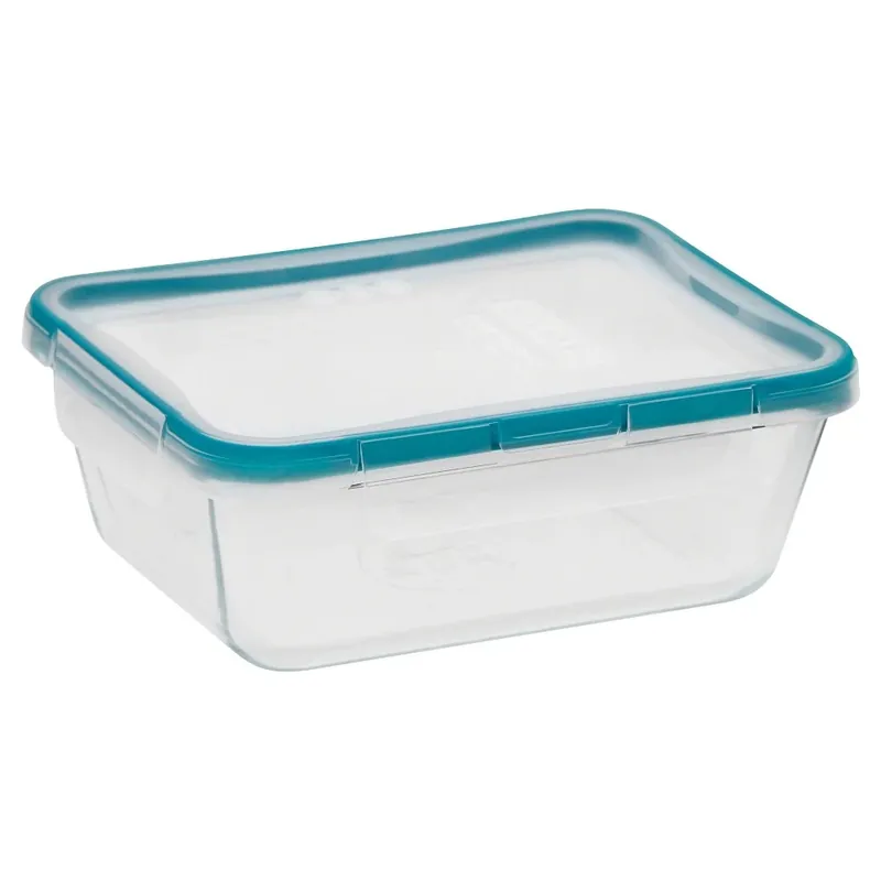 Total Solutions 8-cup Glass Rectangle Storage Container With 4-latch Lid
