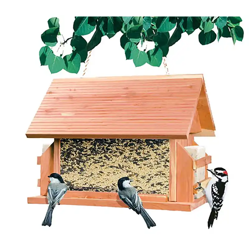 The Lodge 8 Lb Cedar Wood Bird Feeder With 1 Port